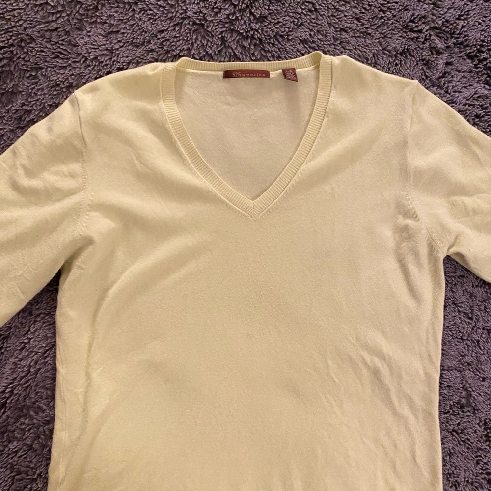 525 AMERICA Women’s V Neck 3/4 Sleeve Sweater - Picture 9 of 10
